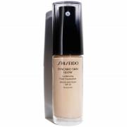 Base de maquillaje iluminadora Synchro Skin Glow de Shiseido 30 ml (Va...