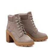 Botas de piel con tacón Allington Heights 6in